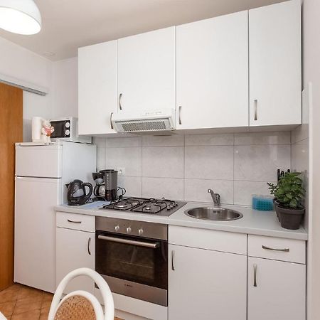 Rina B4 Apartment Porec Exterior photo