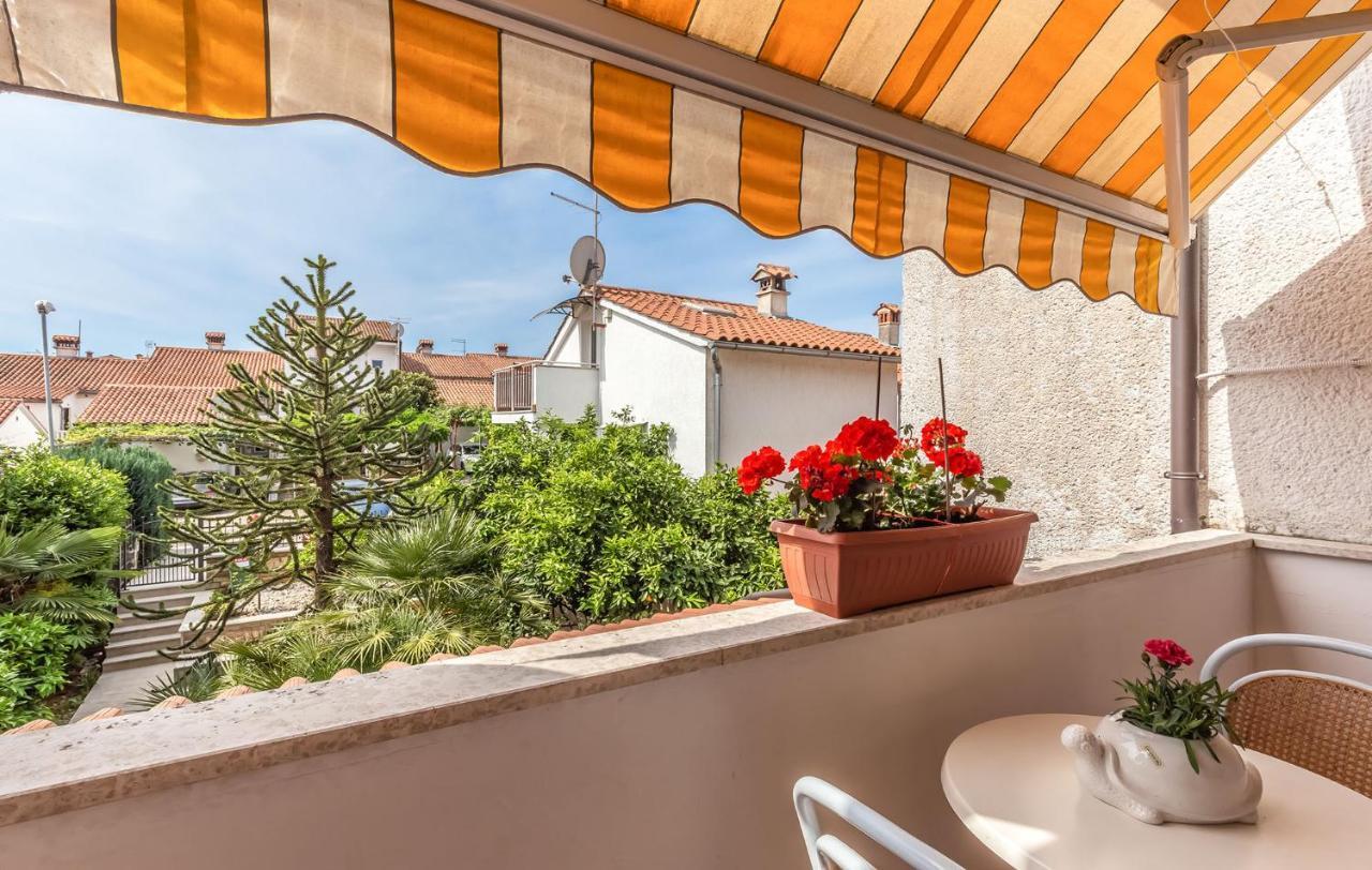 Rina B4 Apartment Porec Exterior photo